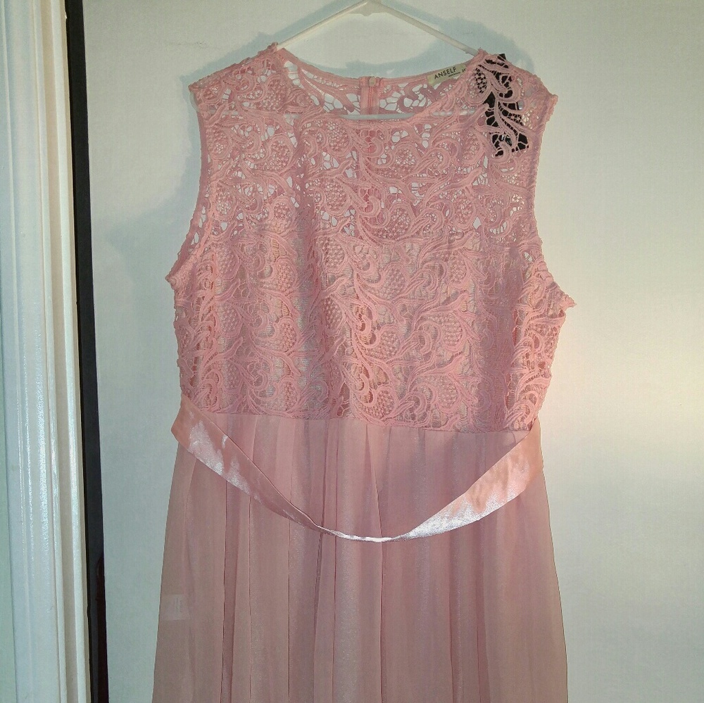 Pink lace spring dress